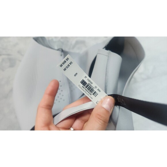 Victoria's Secret 42D Sterling Featherweight Max Front Close Sports Bra NWT - Picture 5 of 5